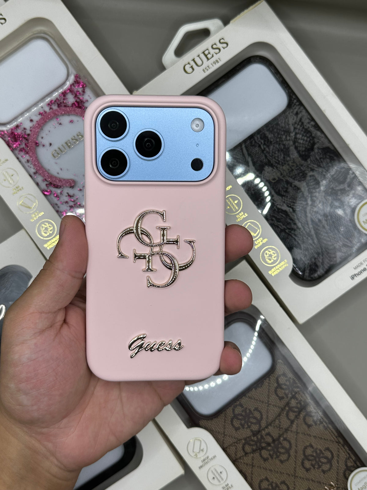Guess 18 Pro Silicone