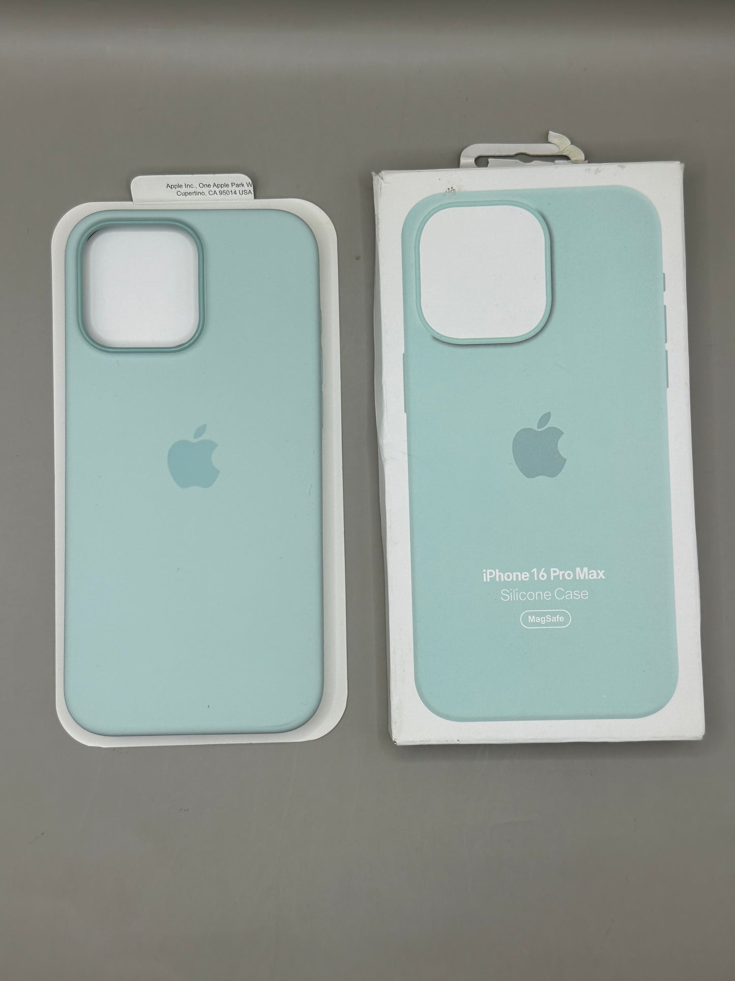 Silicone MagSafe 16 Pro Max