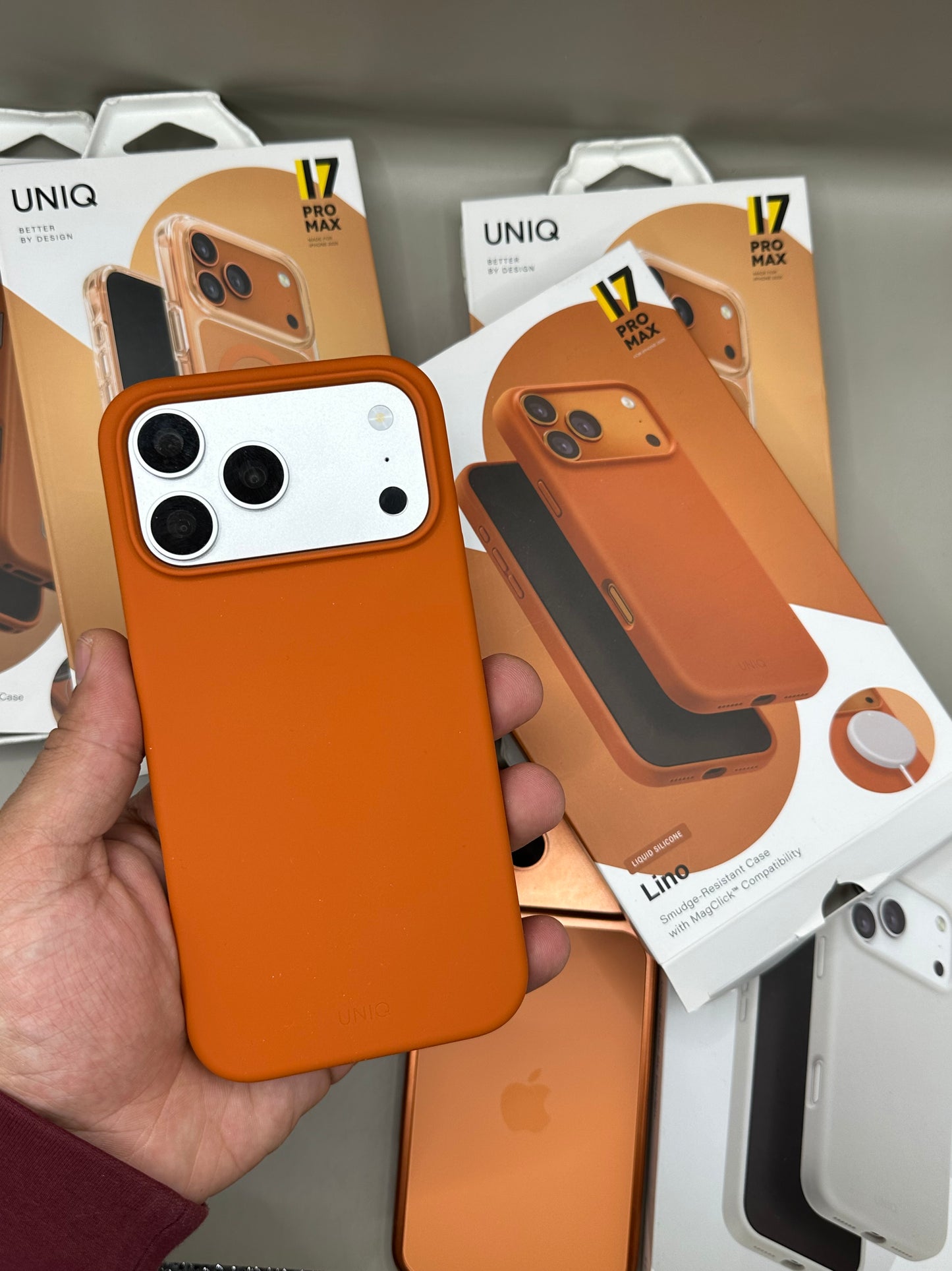 UNIQ Lino 17 PROMAX