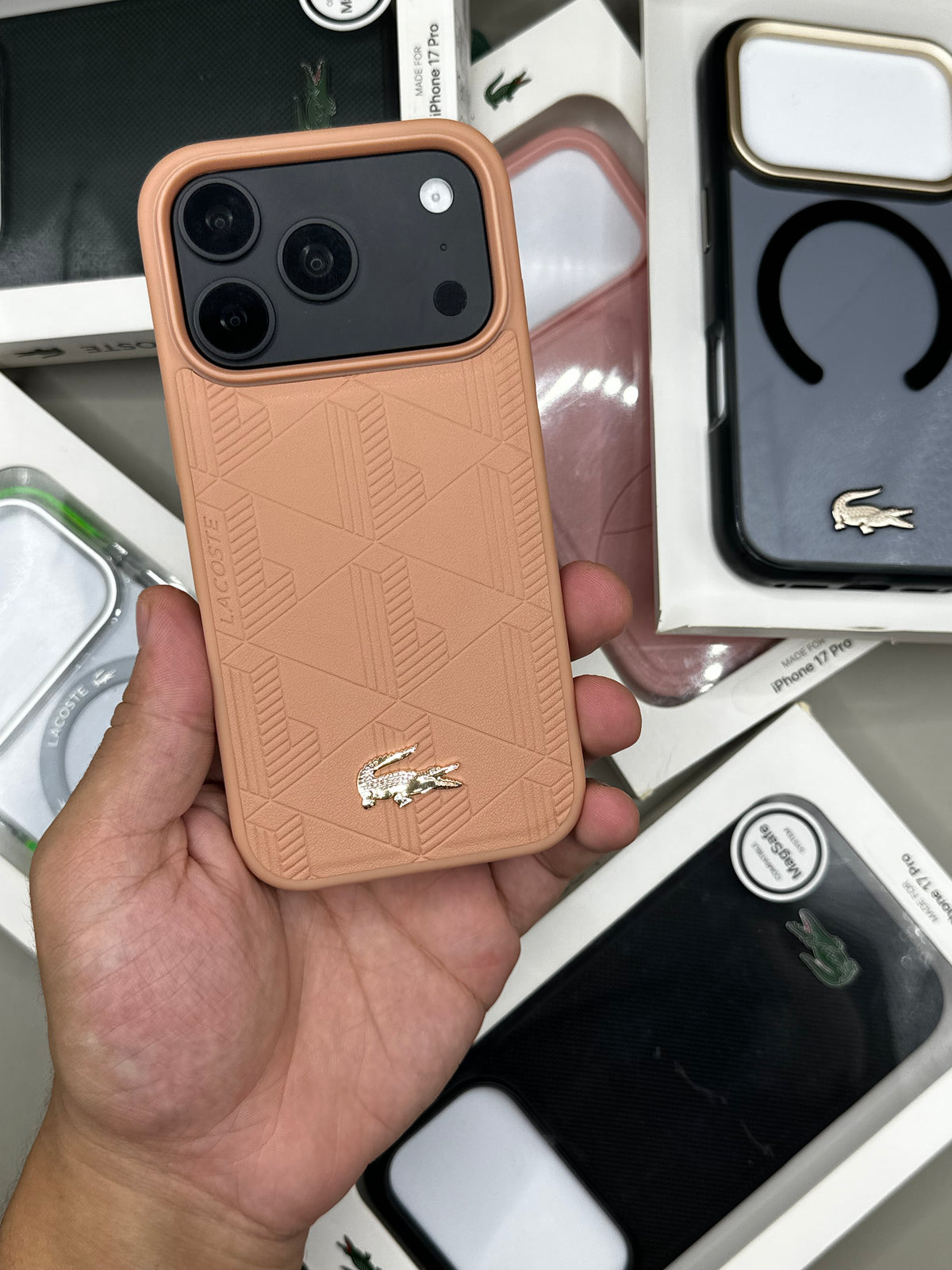 Lacoste Collection 18 Pro