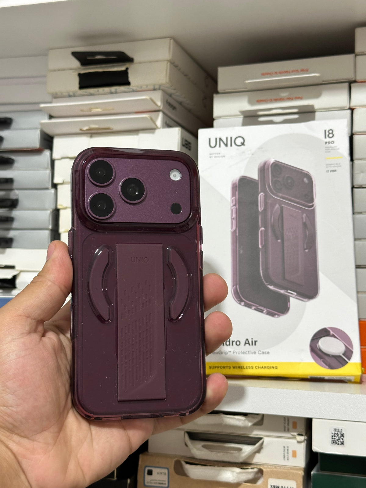 Uniq Heldro Air 17/18 Pro