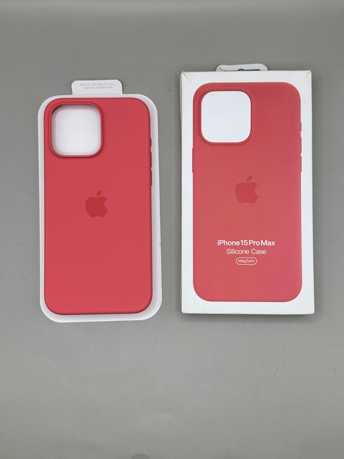 Silicone MagSafe 15 Pro Max