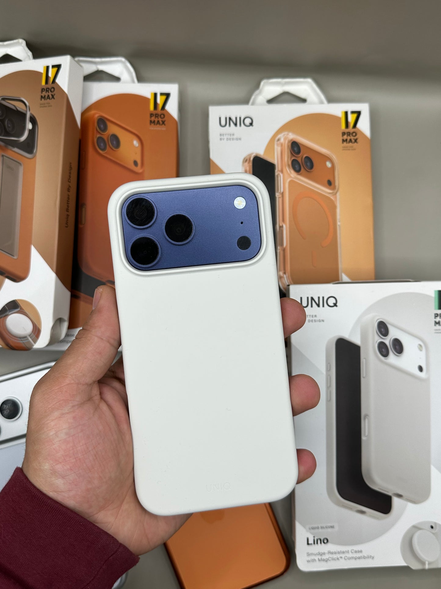 UNIQ Lino 17 PROMAX
