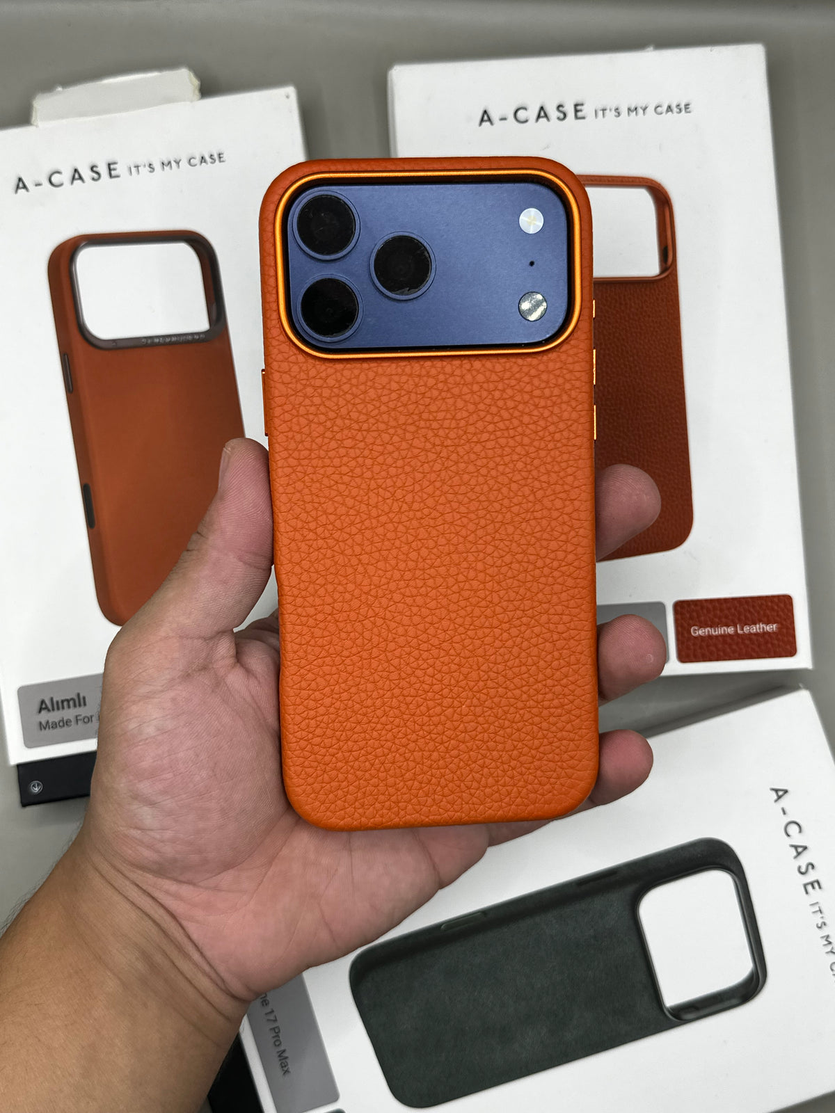 A-Case Amur Cuir 17Pro Max
