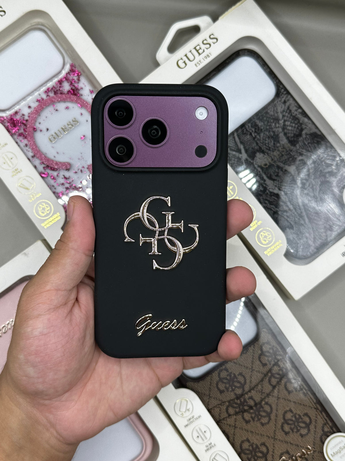 Guess 18 Pro Silicone