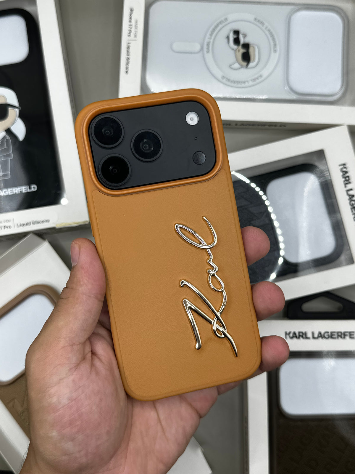 Karl Lagerfeld 18 Pro