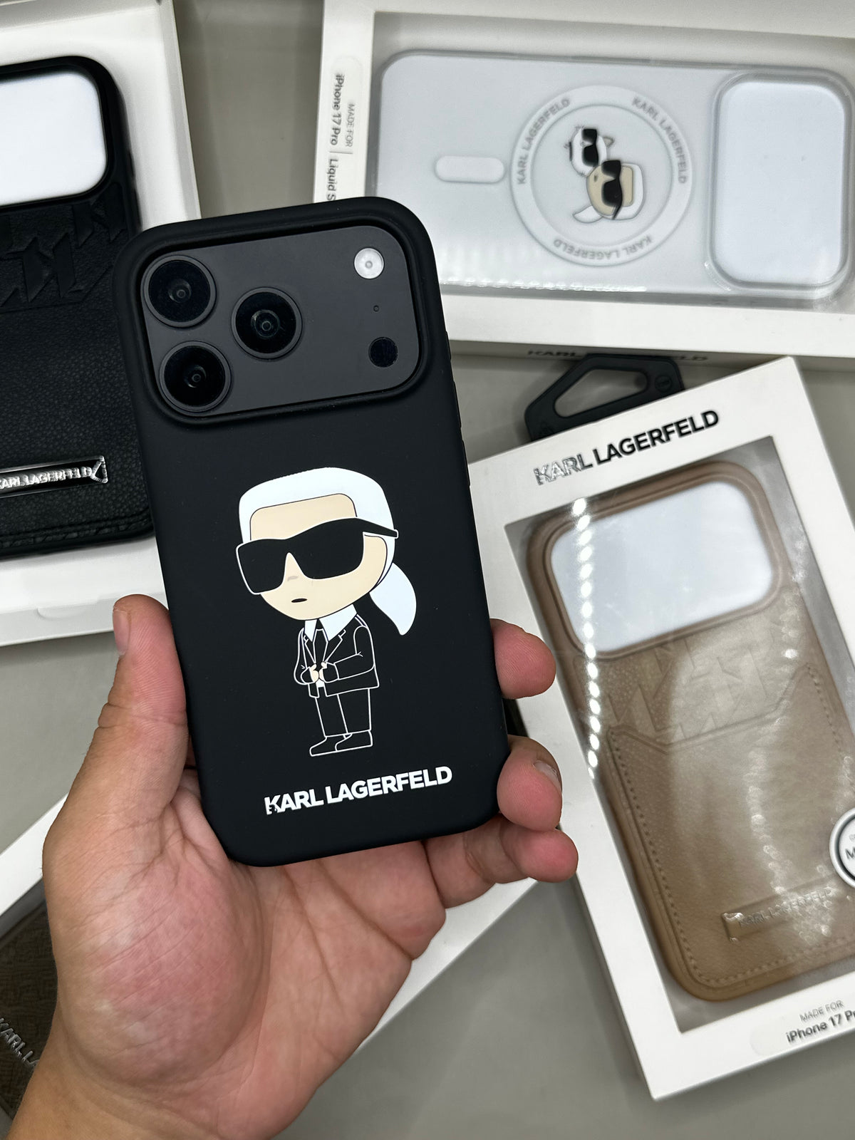 Karl Lagerfeld 18 Pro