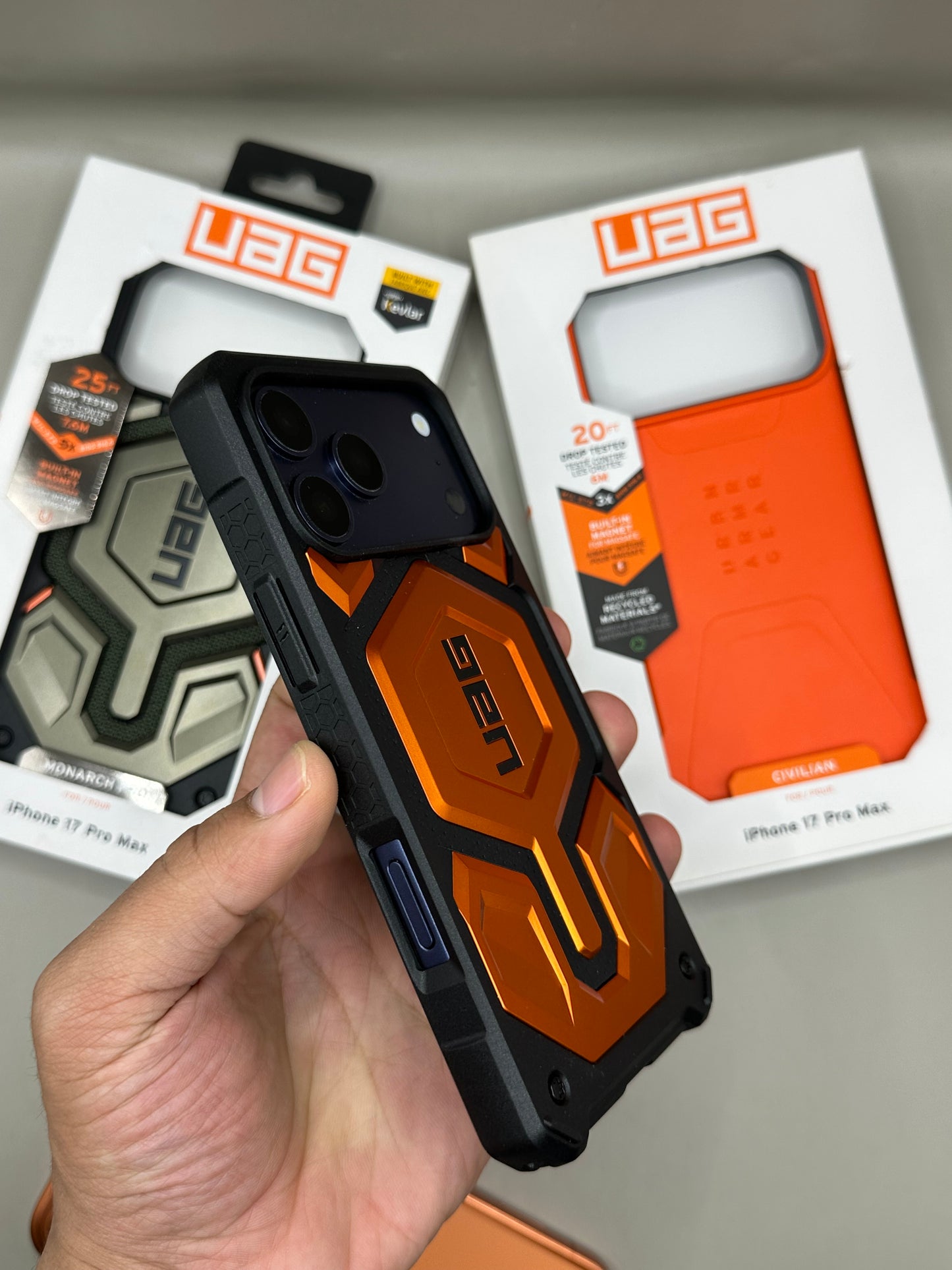 UAG MONARCH PRO- 17 PRO MAX