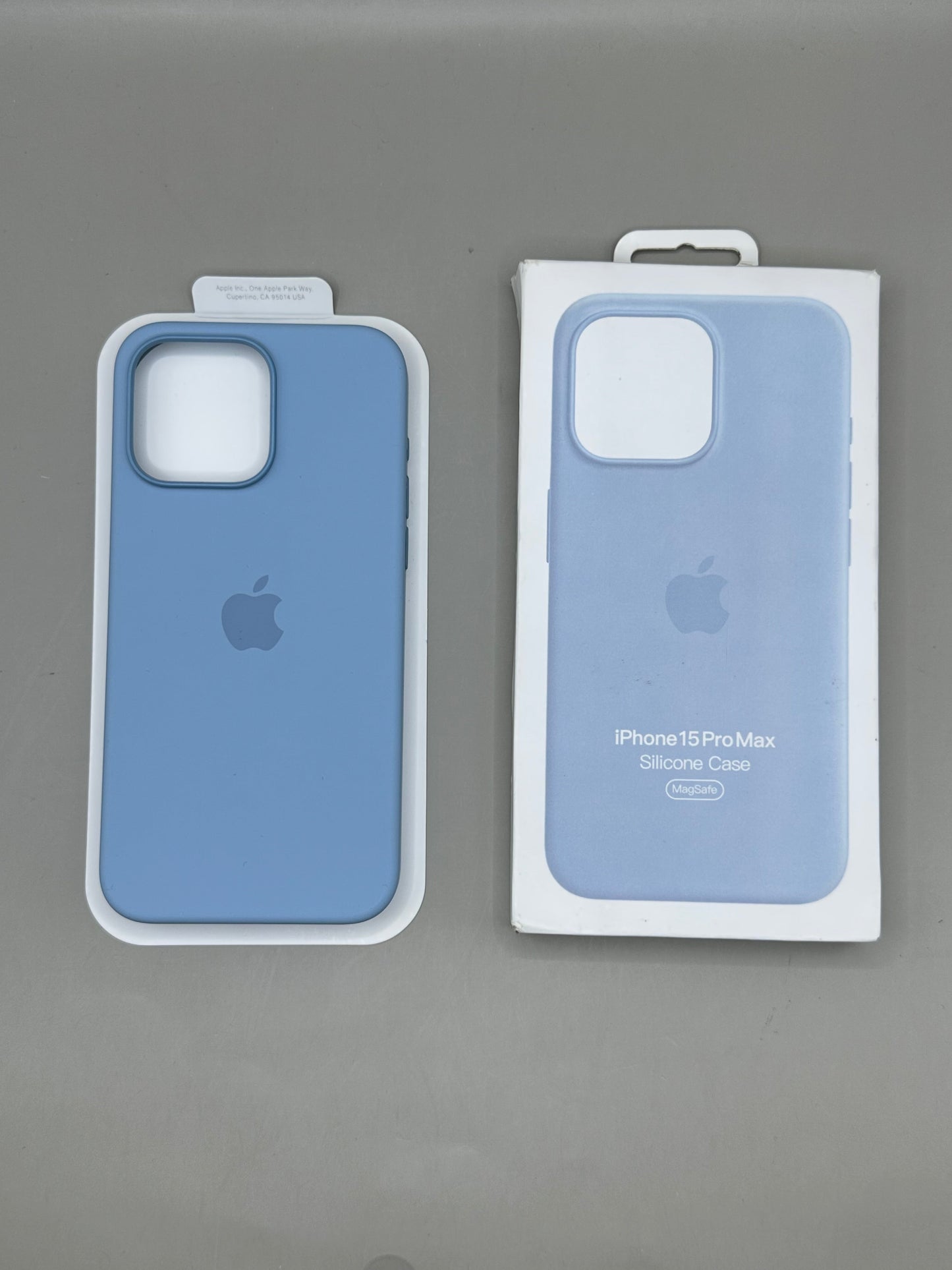 Silicone MagSafe 15 Pro Max