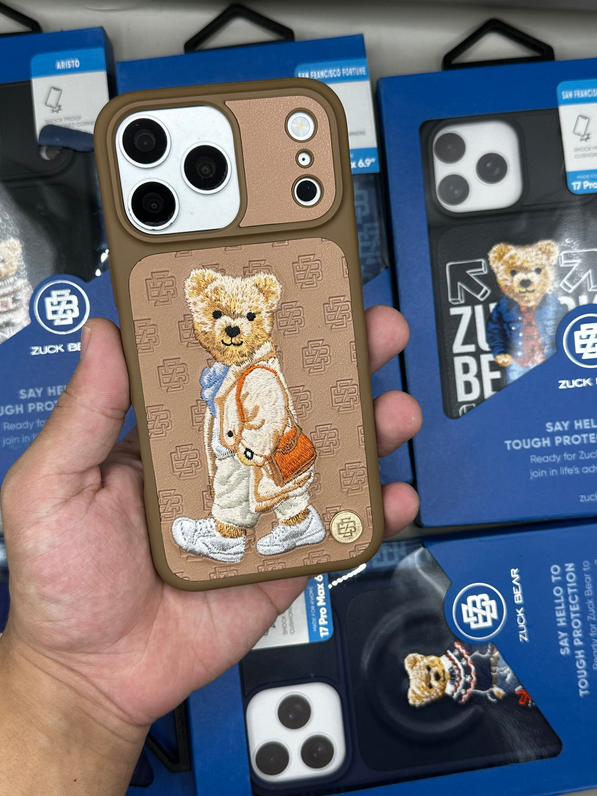 Zuckbear 17 Pro Max - Paris gentleman