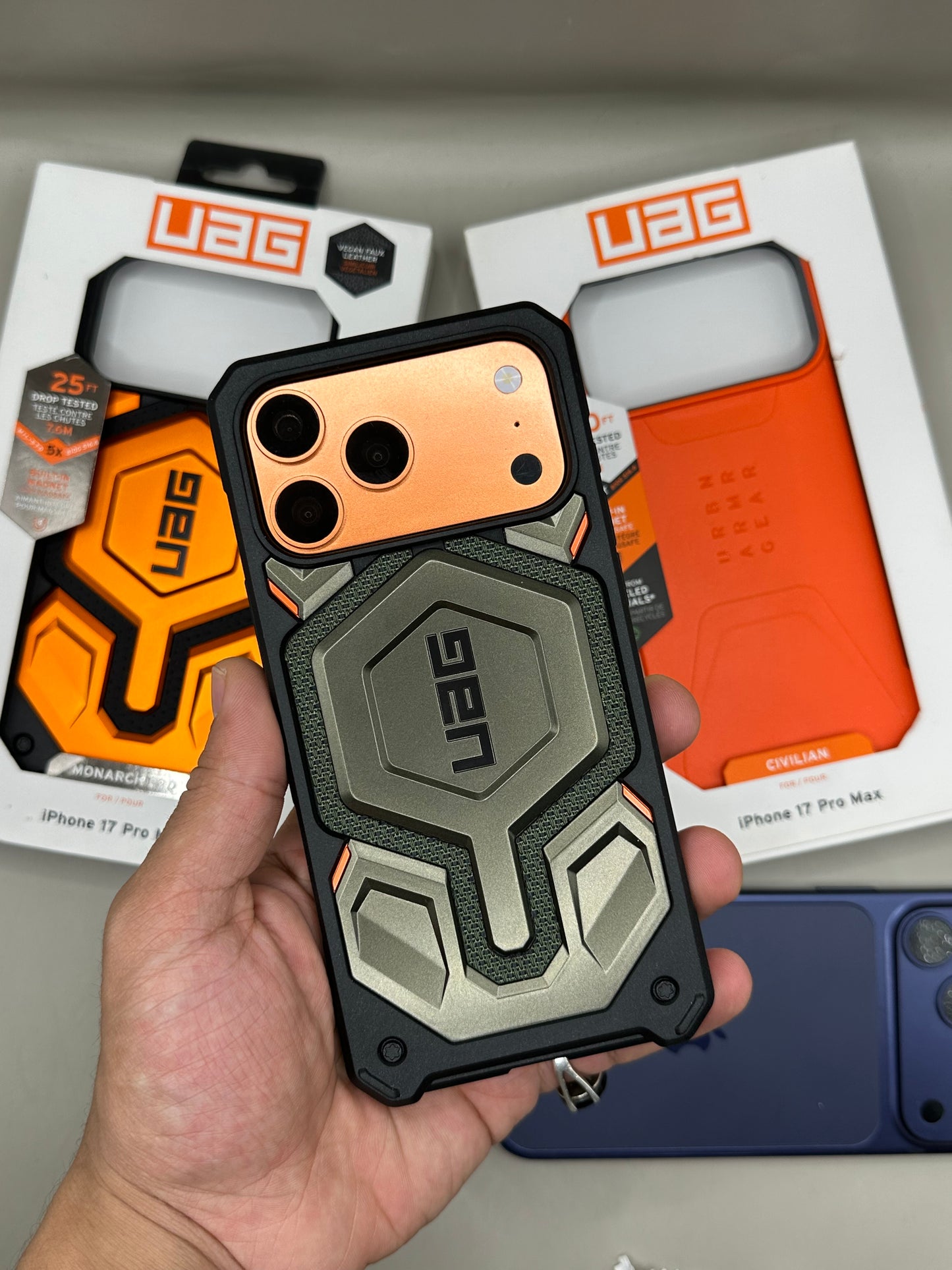 UAG MONARCH PRO- 17 PRO MAX