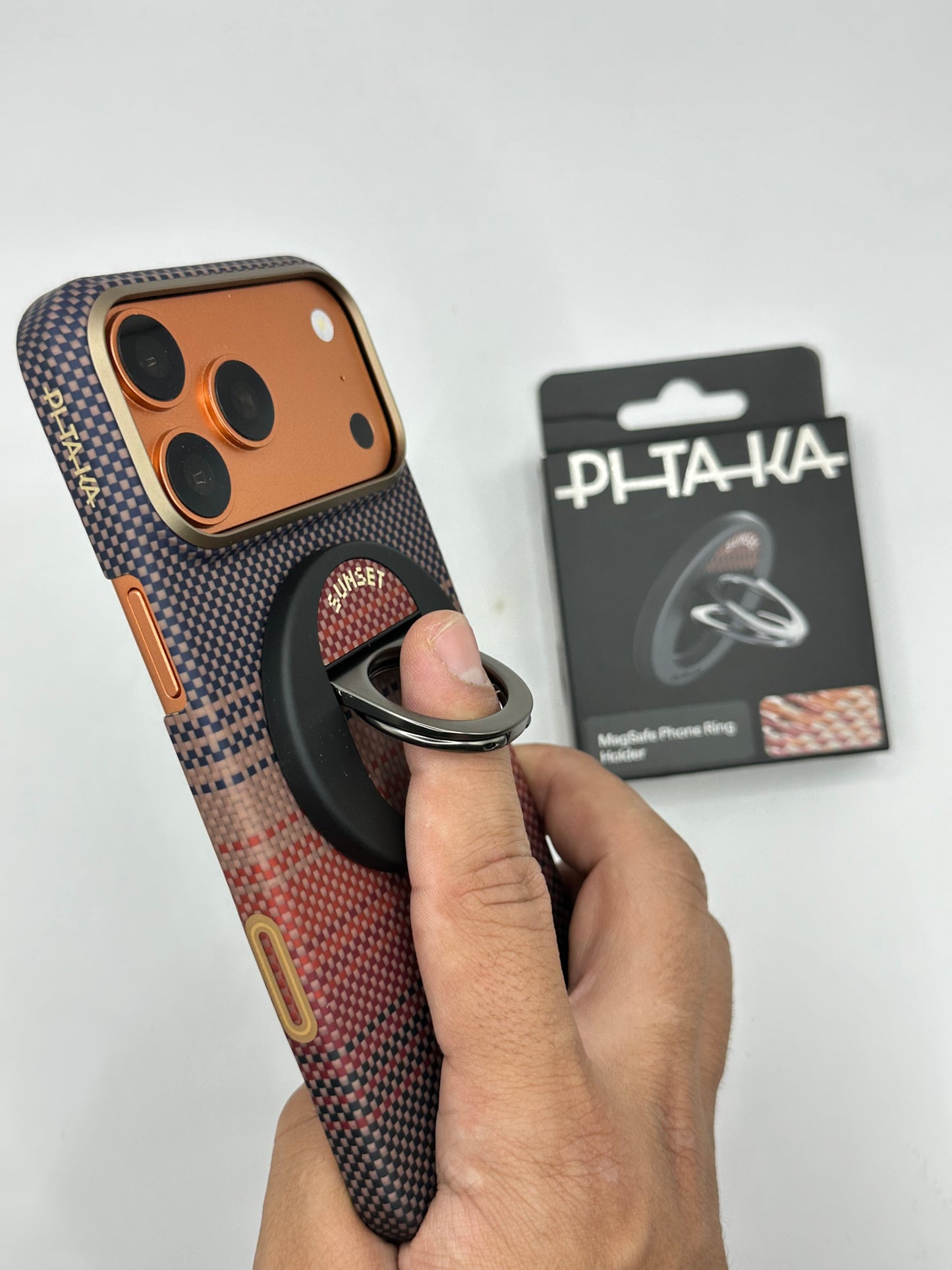 Pitaka Ring Holder