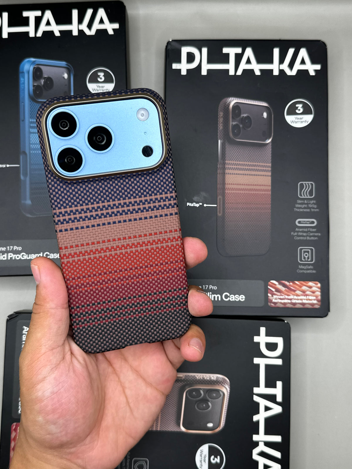 Pitaka UltraSlim 18 Pro