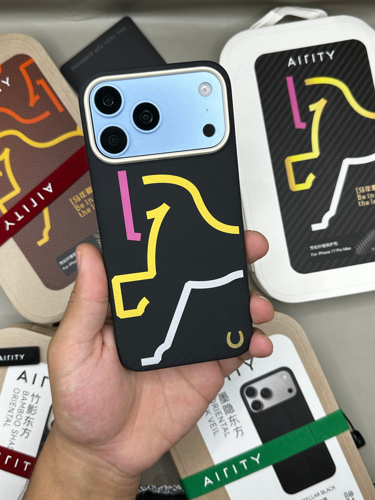 Airity Horse Carbon 18 Pro Mac