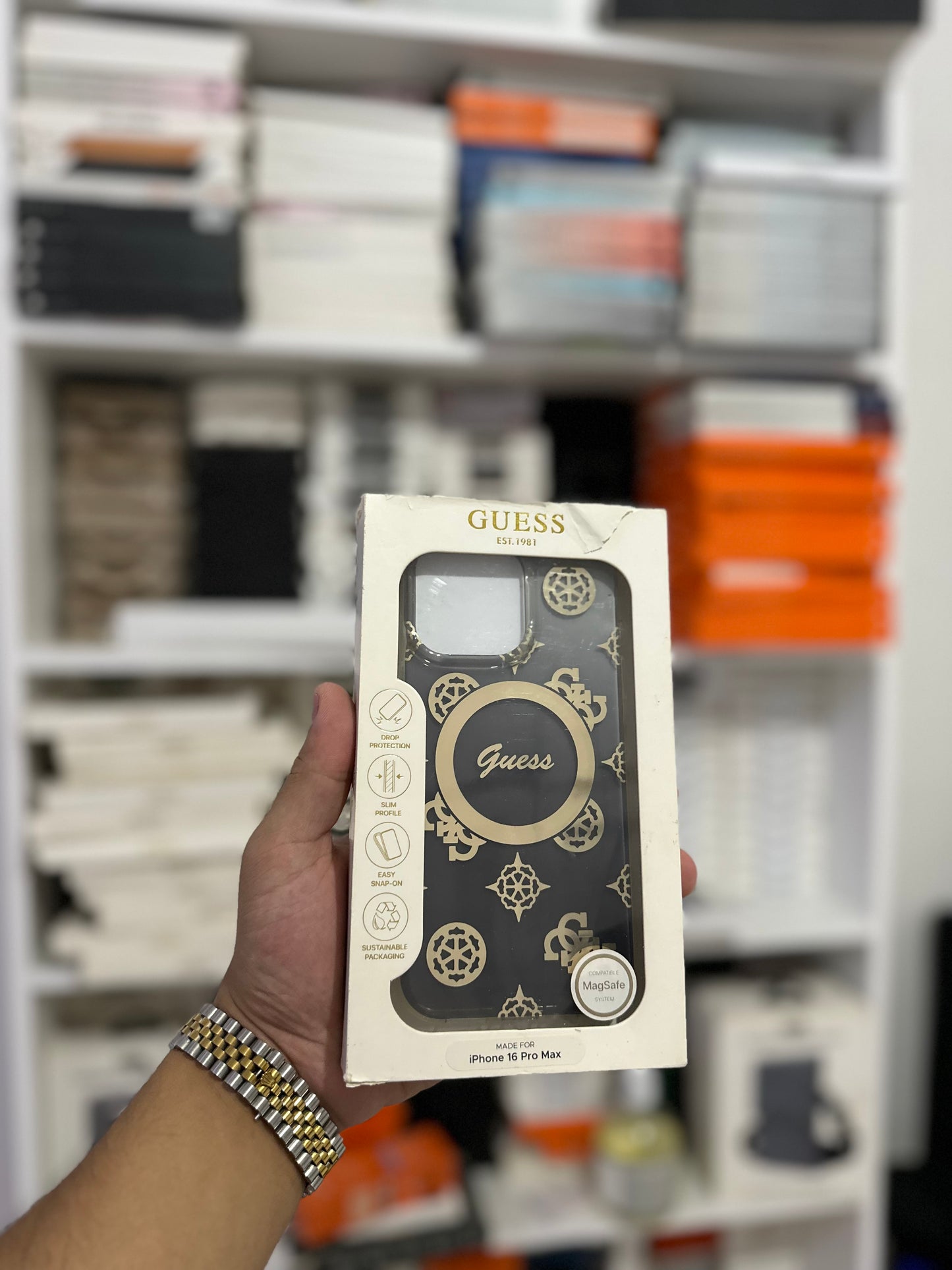 Guess 16 Pro Max Original