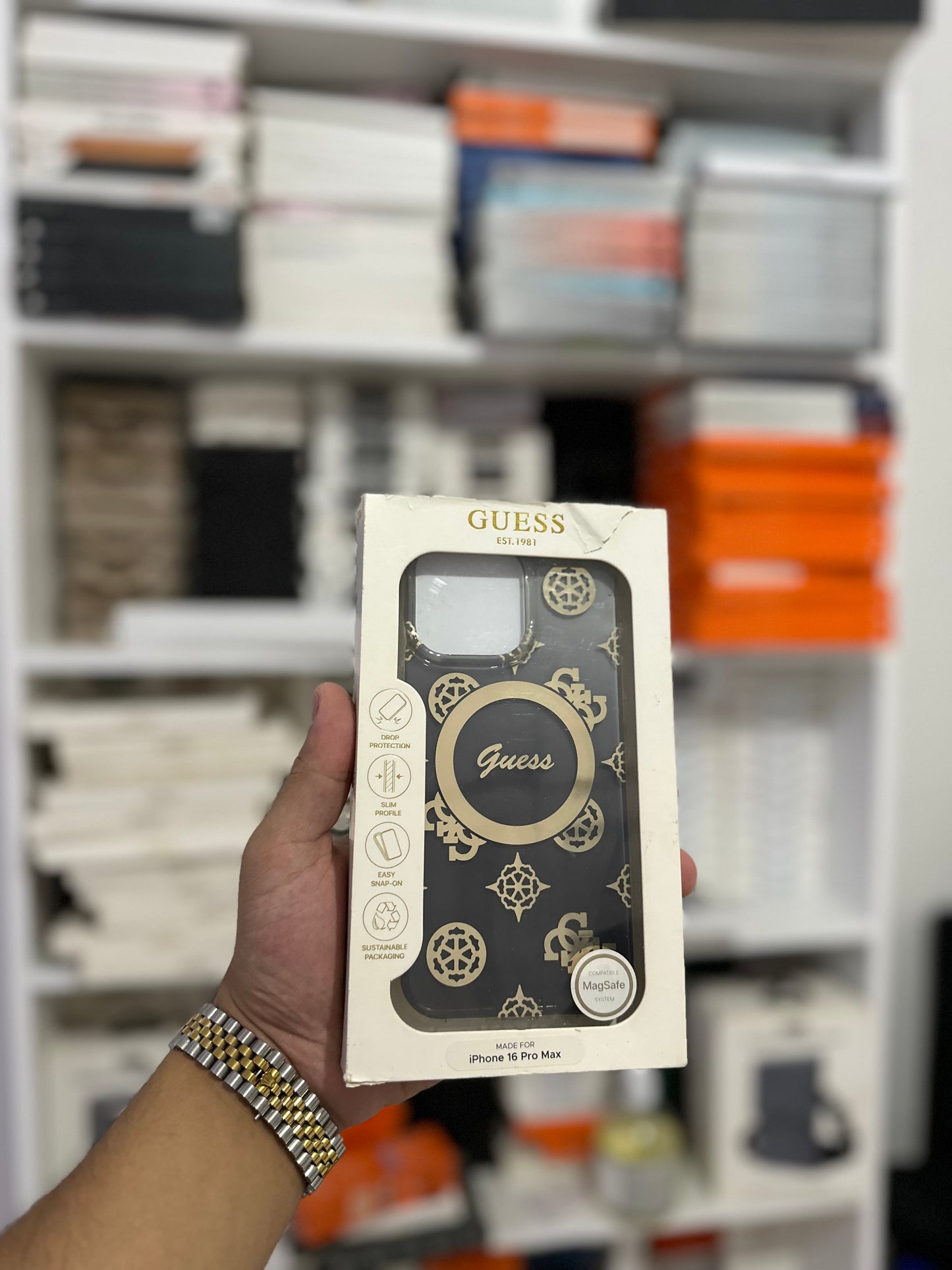Guess 16 Pro Max Original
