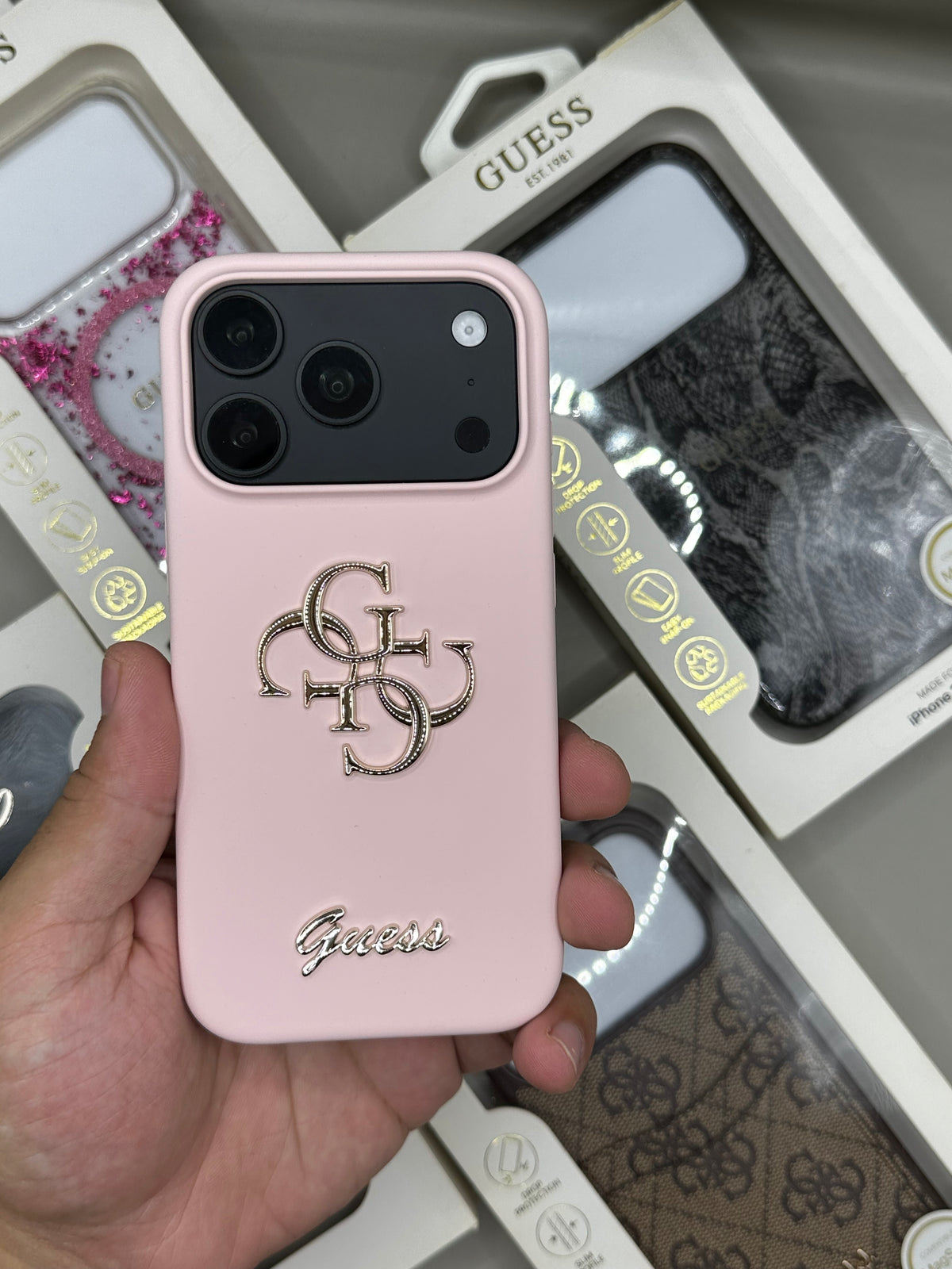Guess 18 Pro Silicone