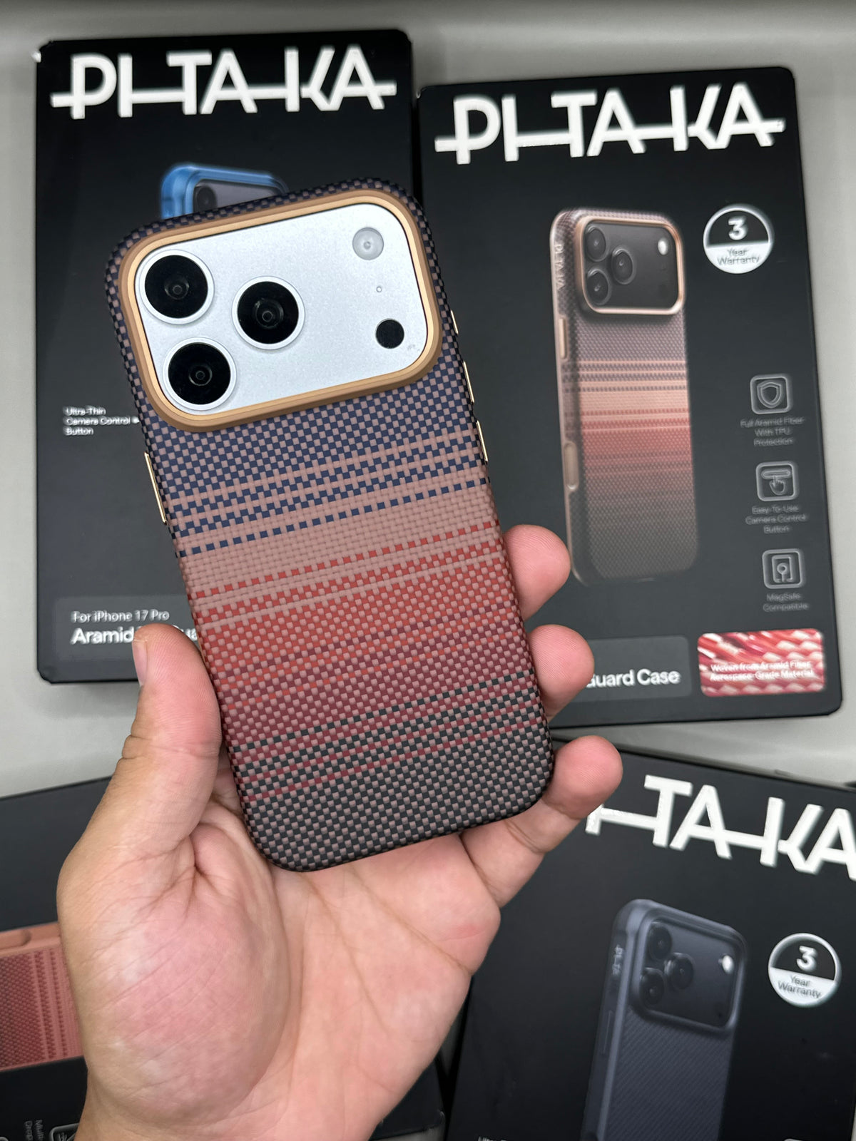 Pitaka UltraGuard 18 Pro