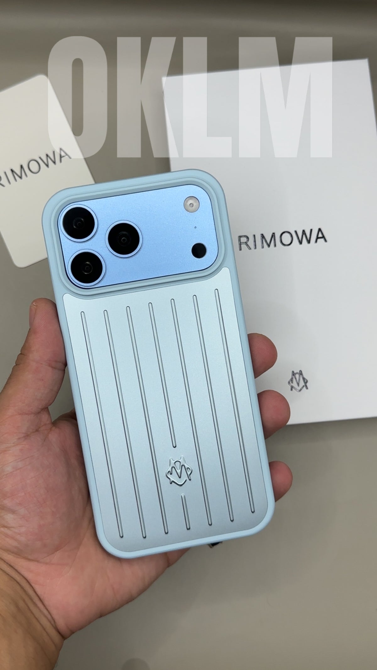 Rimowa 17/18 Pro Max Haute Qualité