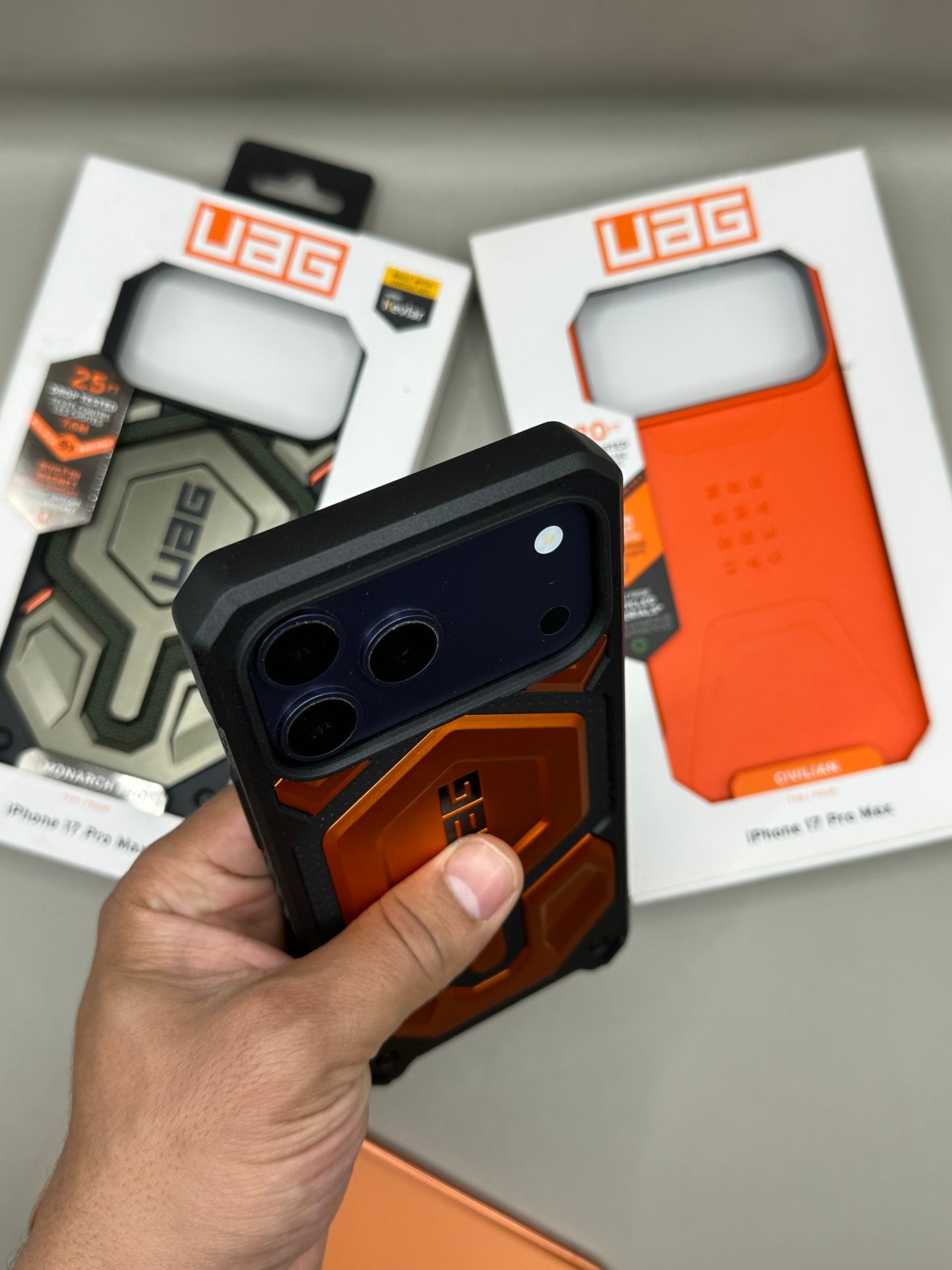 UAG MONARCH PRO- 17 PRO MAX