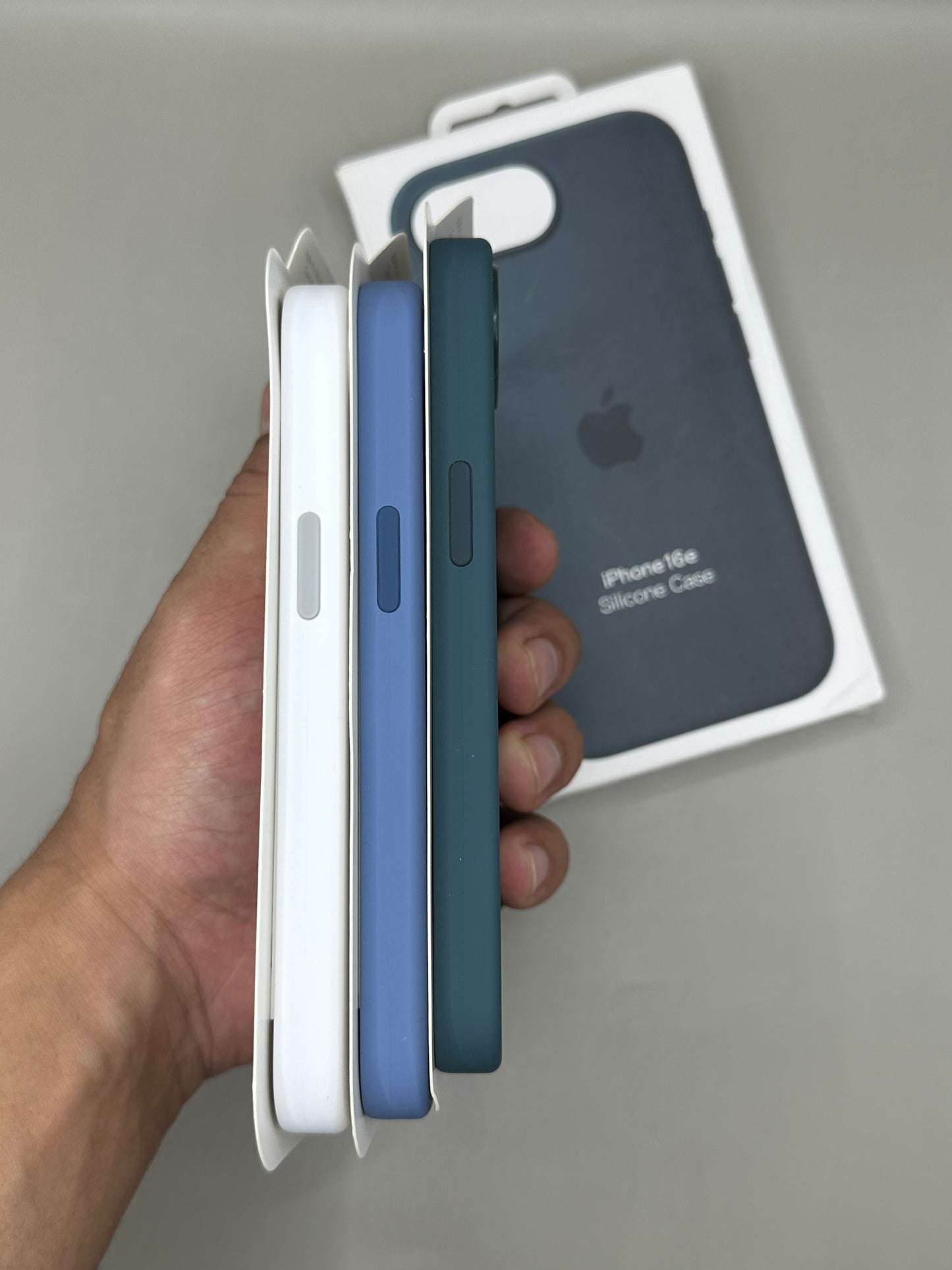 Silicone MagSafe 16e
