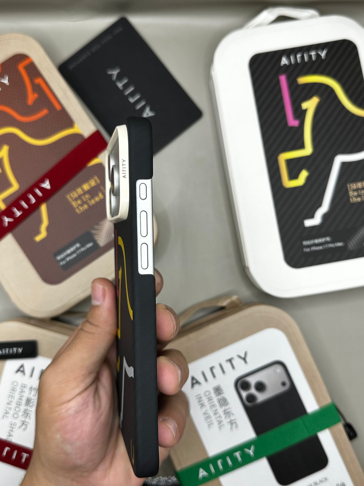 Airity Horse Carbon 18 Pro Mac