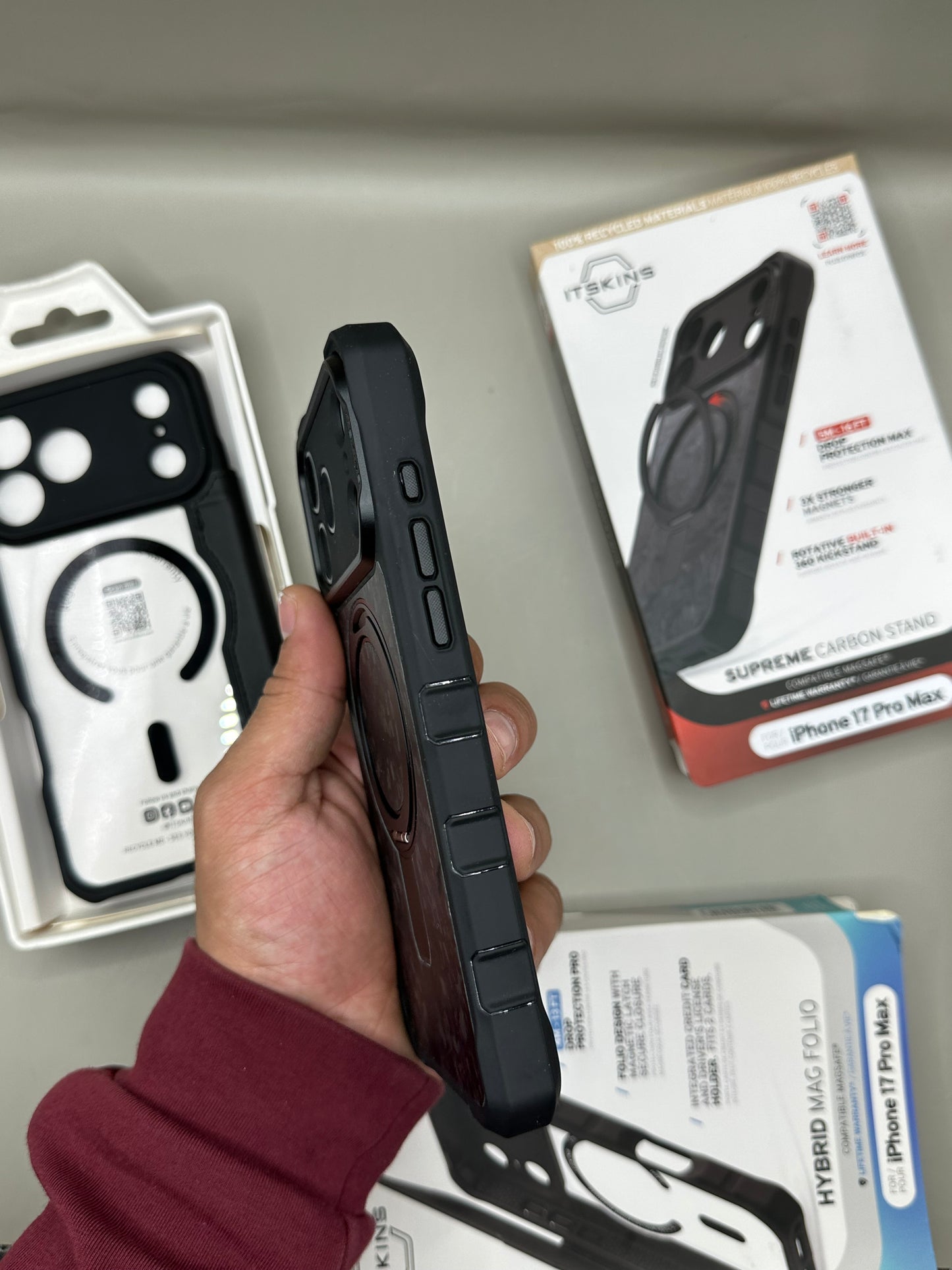 ITSKINS COQUE ROBUSTE 17 PROMAX 🇺🇸