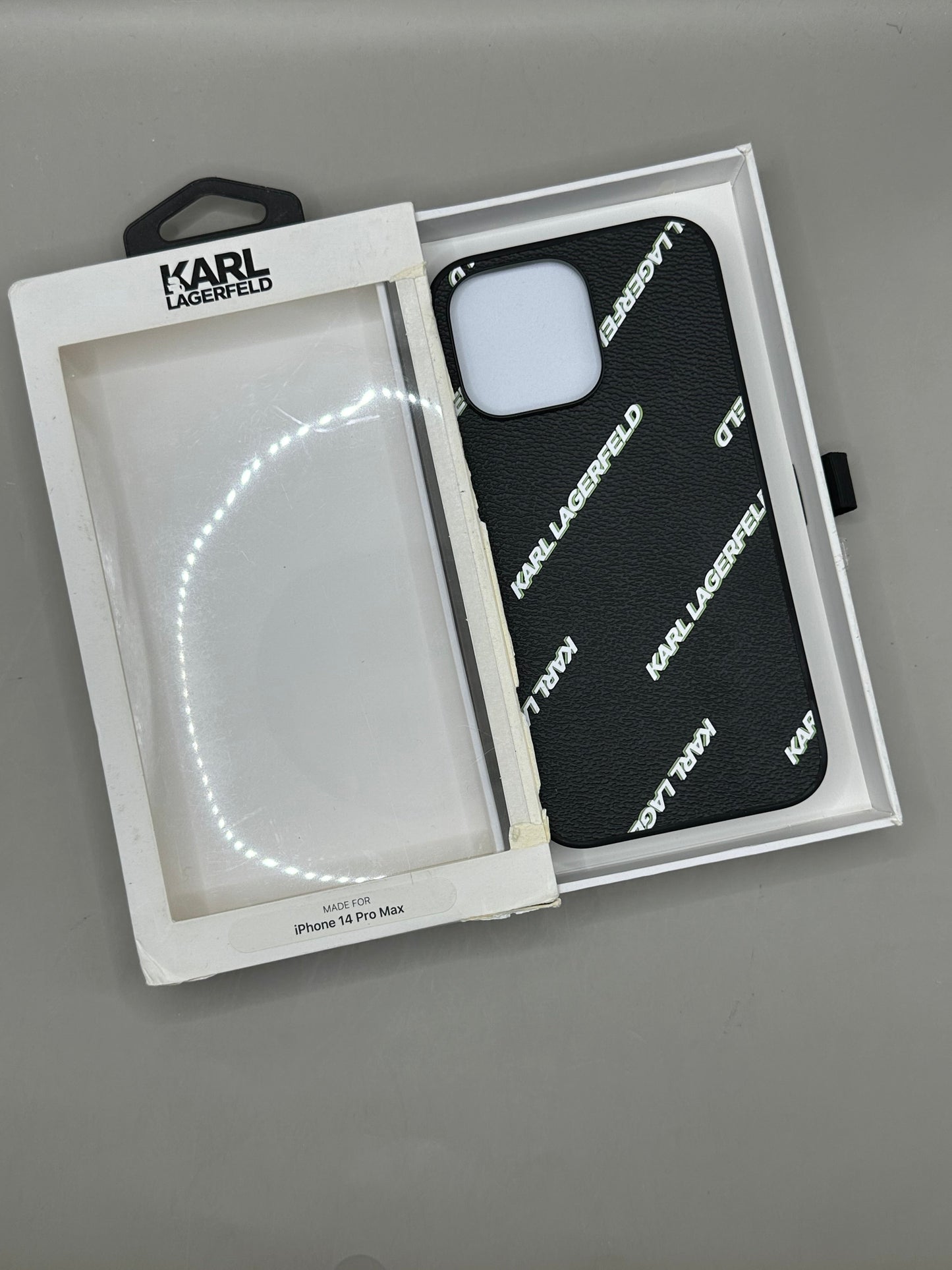 Karl Lagerfeld 15 Pro Max Cuir