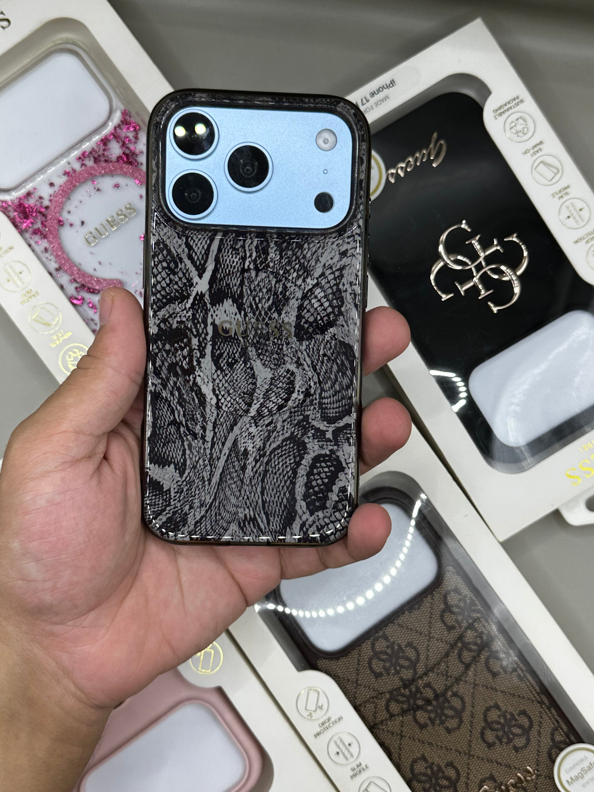 Guess Serpent 18 Pro