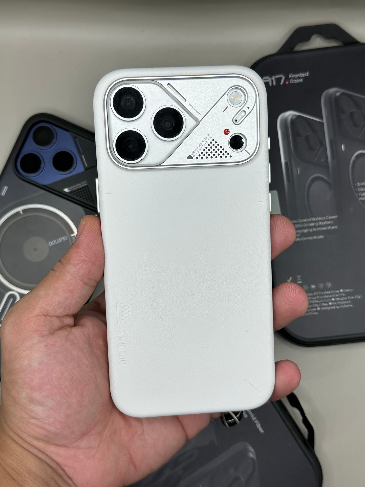 AULUMU LEATHER - 17 PRO MAX