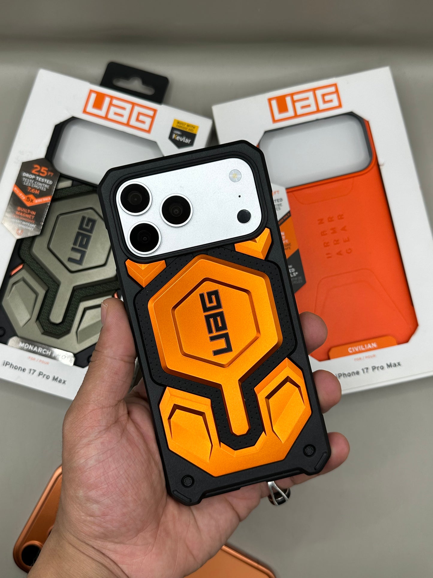 UAG MONARCH PRO- 17 PRO MAX