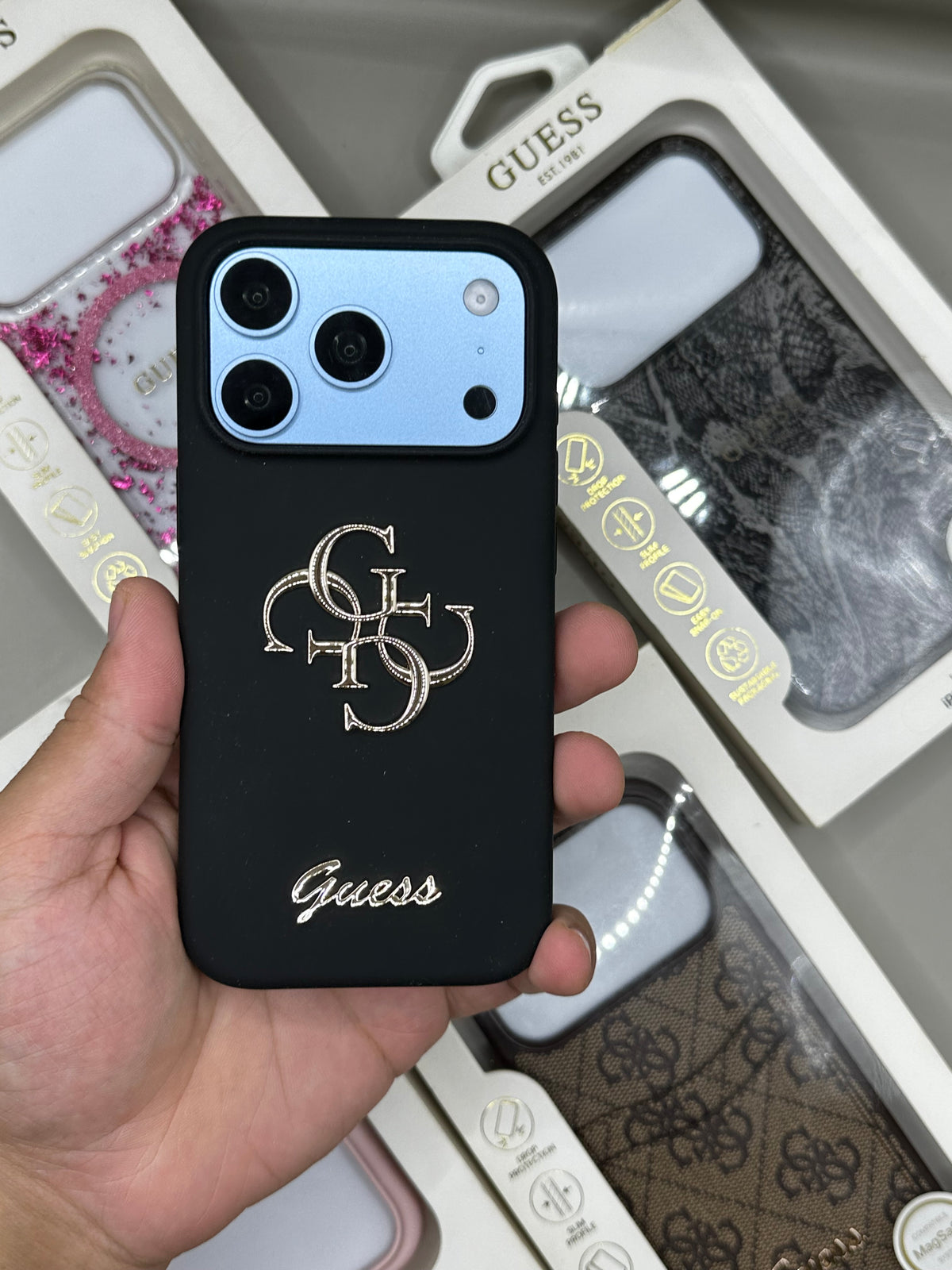 Guess 18 Pro Silicone