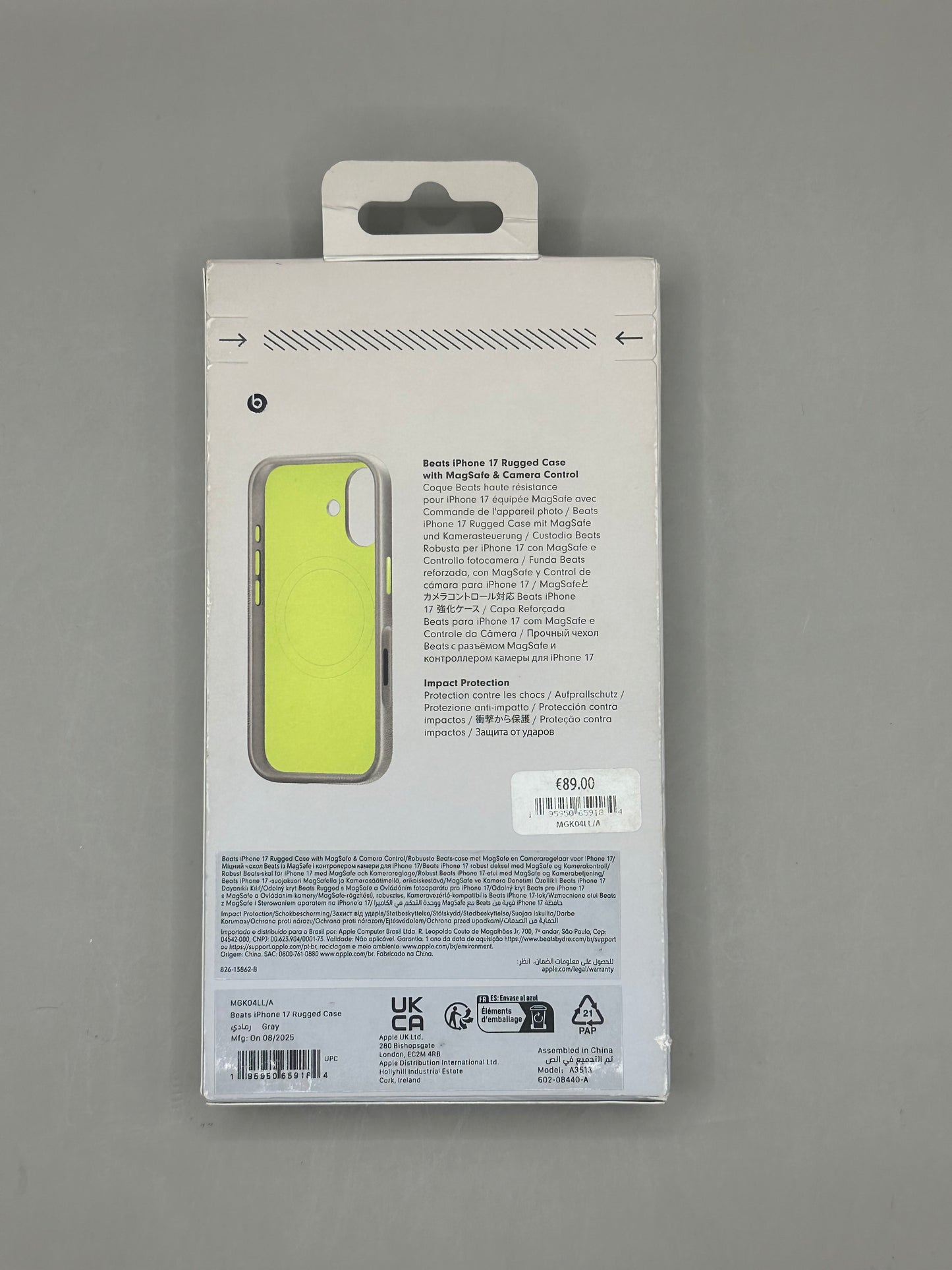 Beats iPhone 17 Rugged Case with MagSafe and Camera Control – Alpine Gray