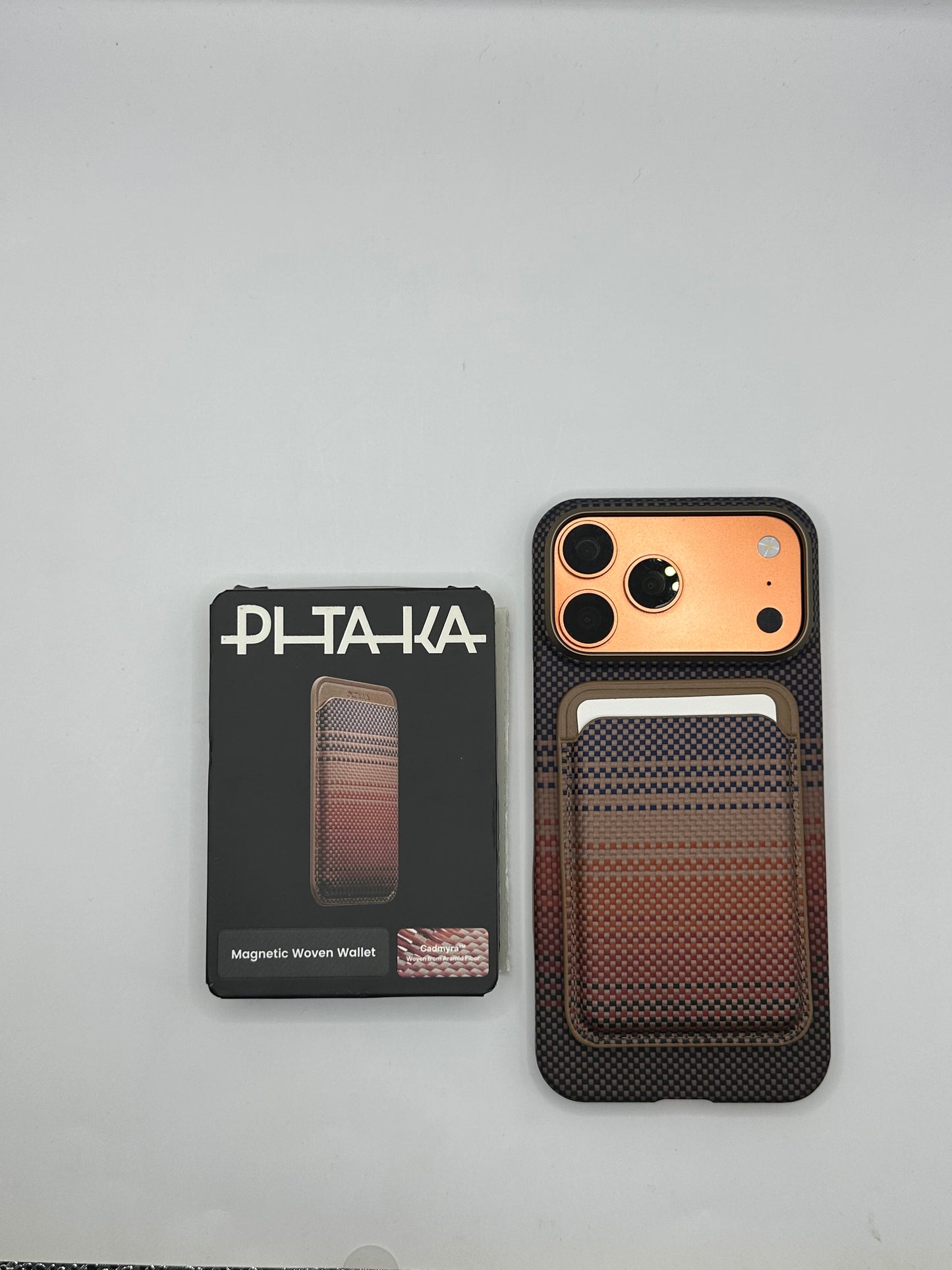 WALLET PITAKA Aramide Carbon Fibre