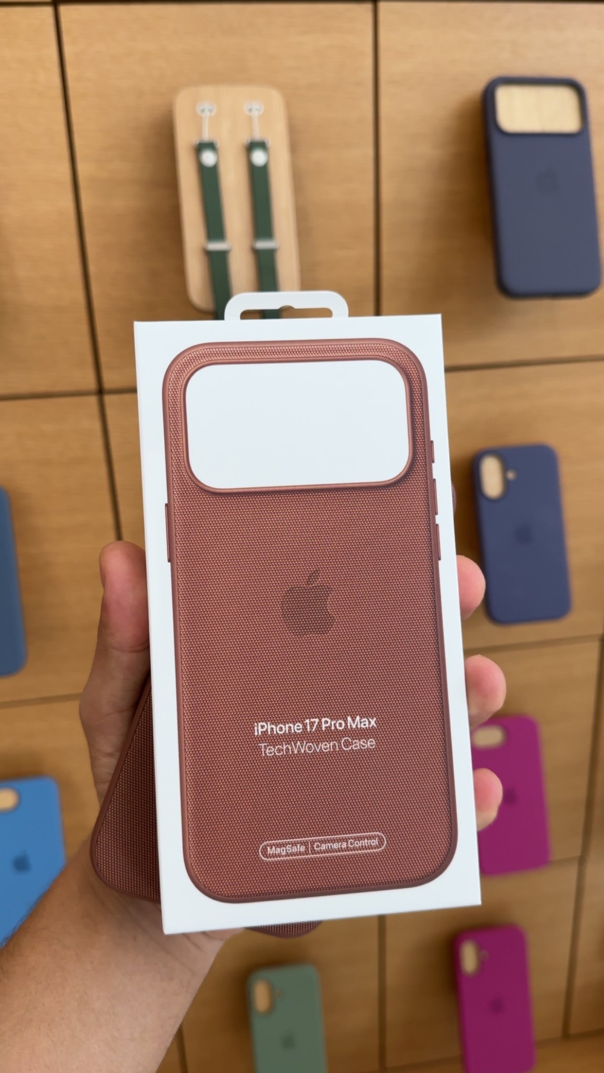 TechWoven Case - 17 PROMAX