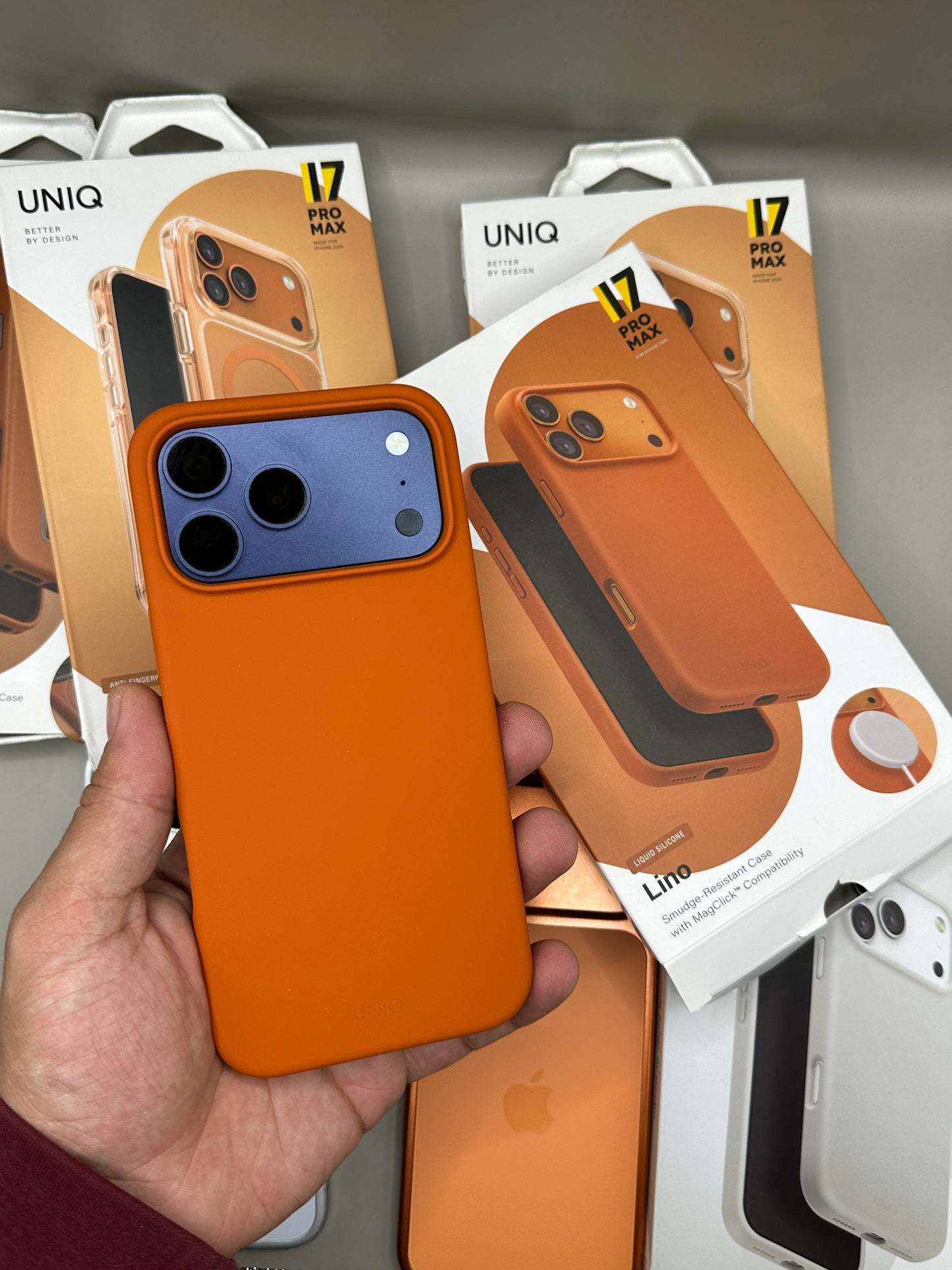 UNIQ Lino 17 PROMAX