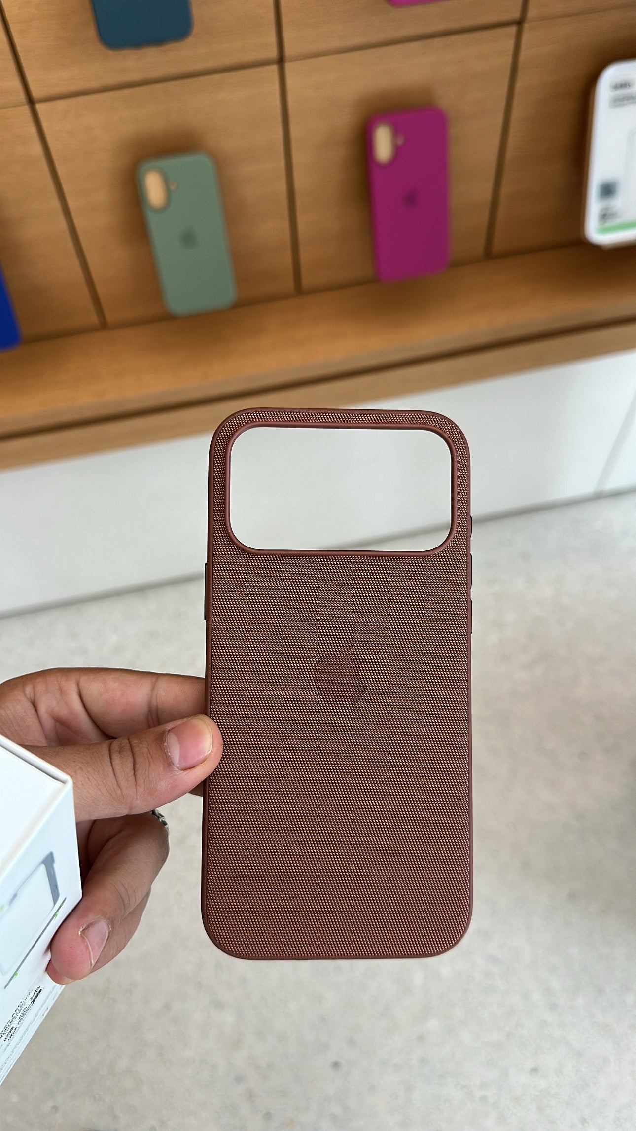 TechWoven Case - 17 PROMAX