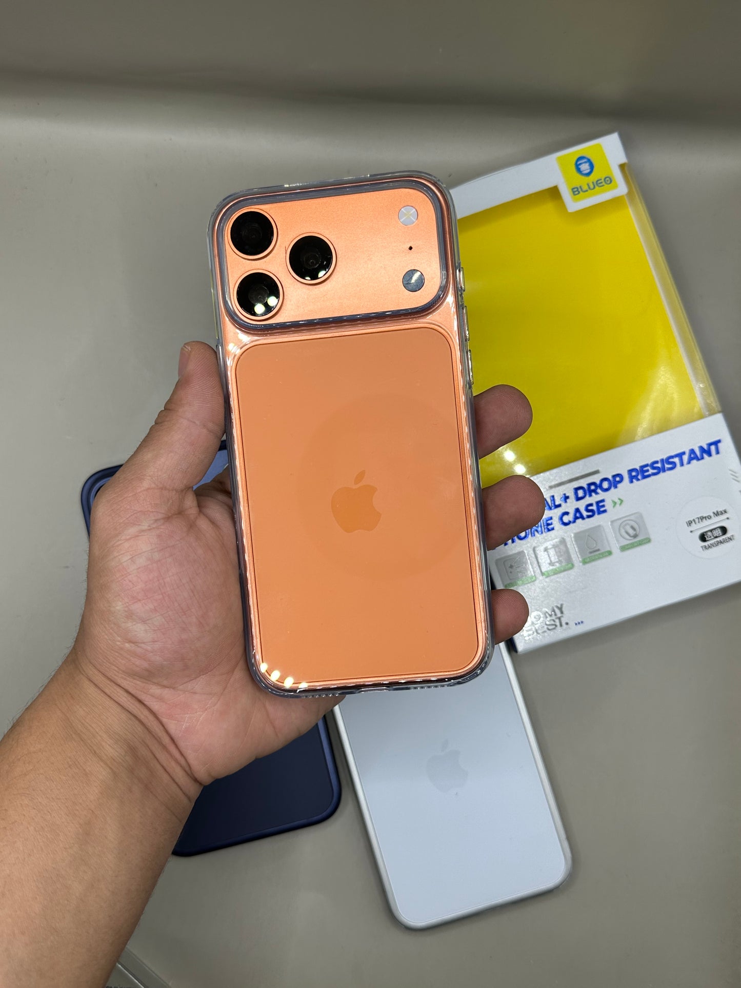 CLEAR CASE 17 PROMAX BLUEO-CRYSTAL