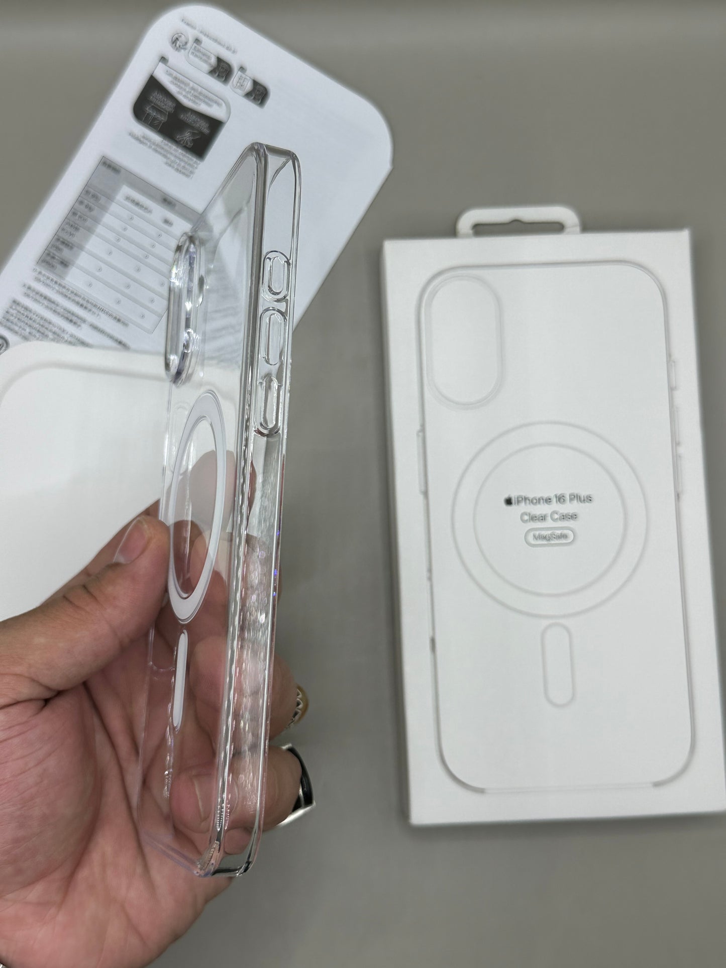 Clear Case 16 Plus متصفارش