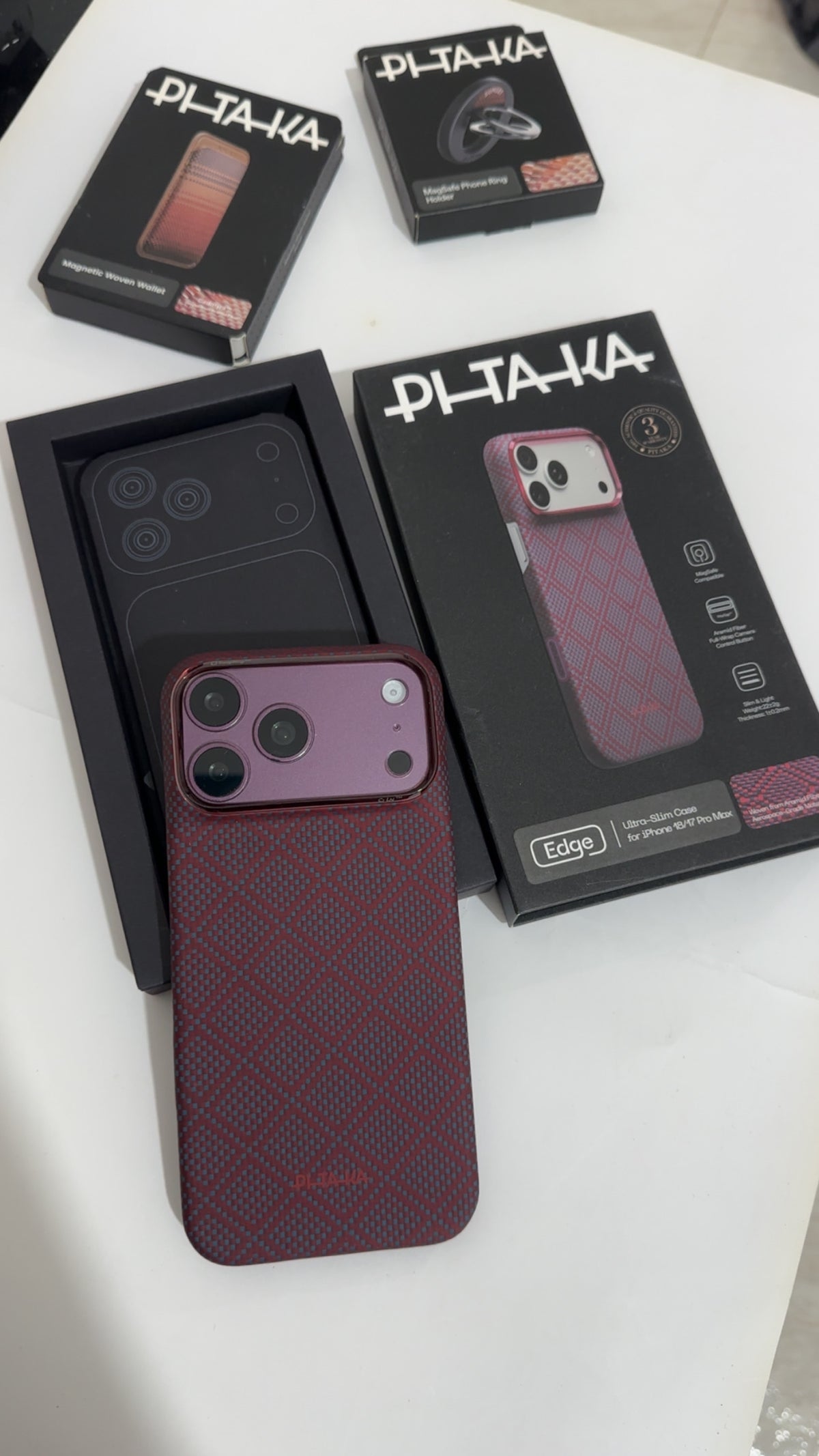 Pitaka Essentielle Collection 18 Pro Max