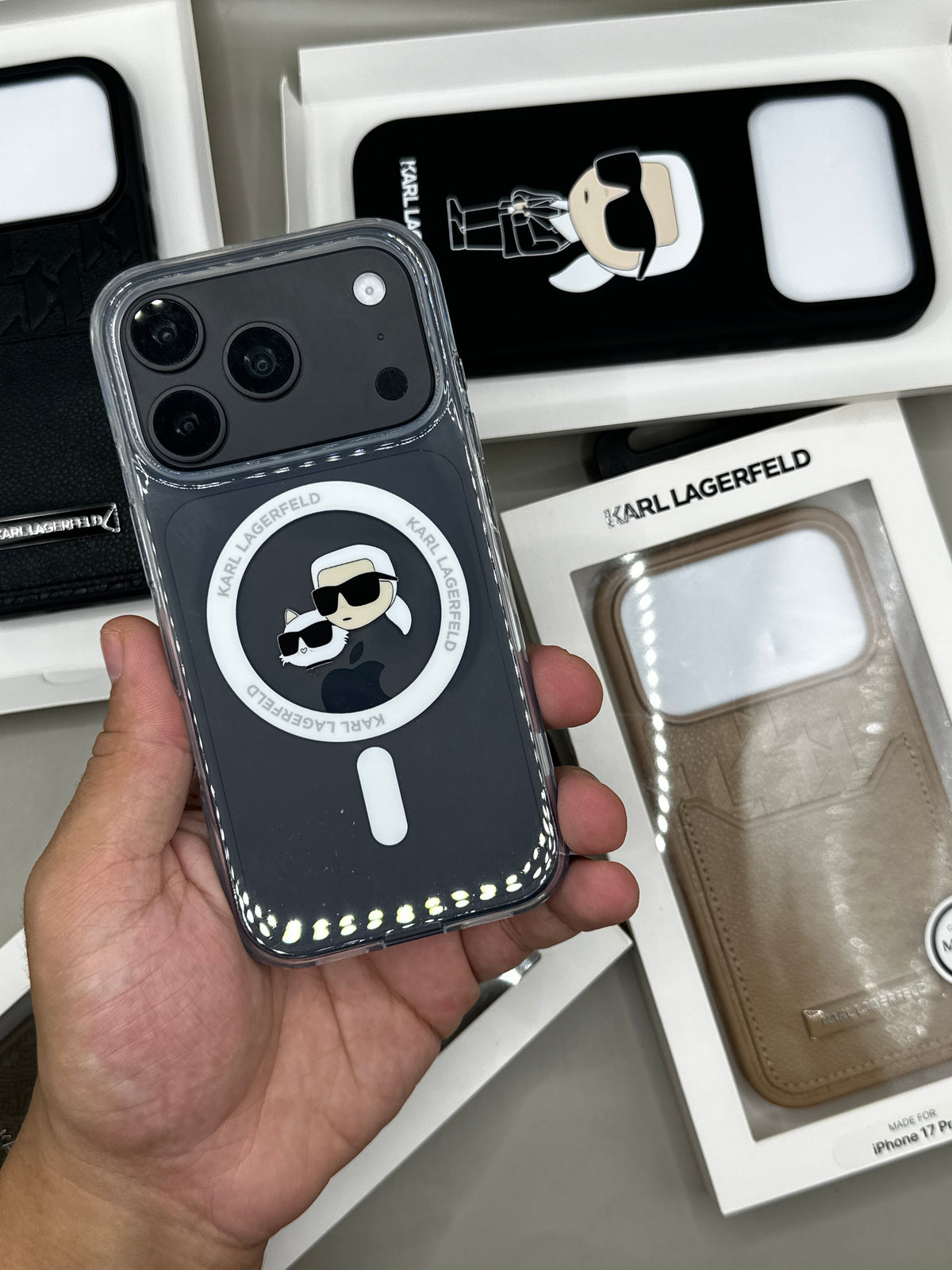 Karl Lagerfeld 18 Pro