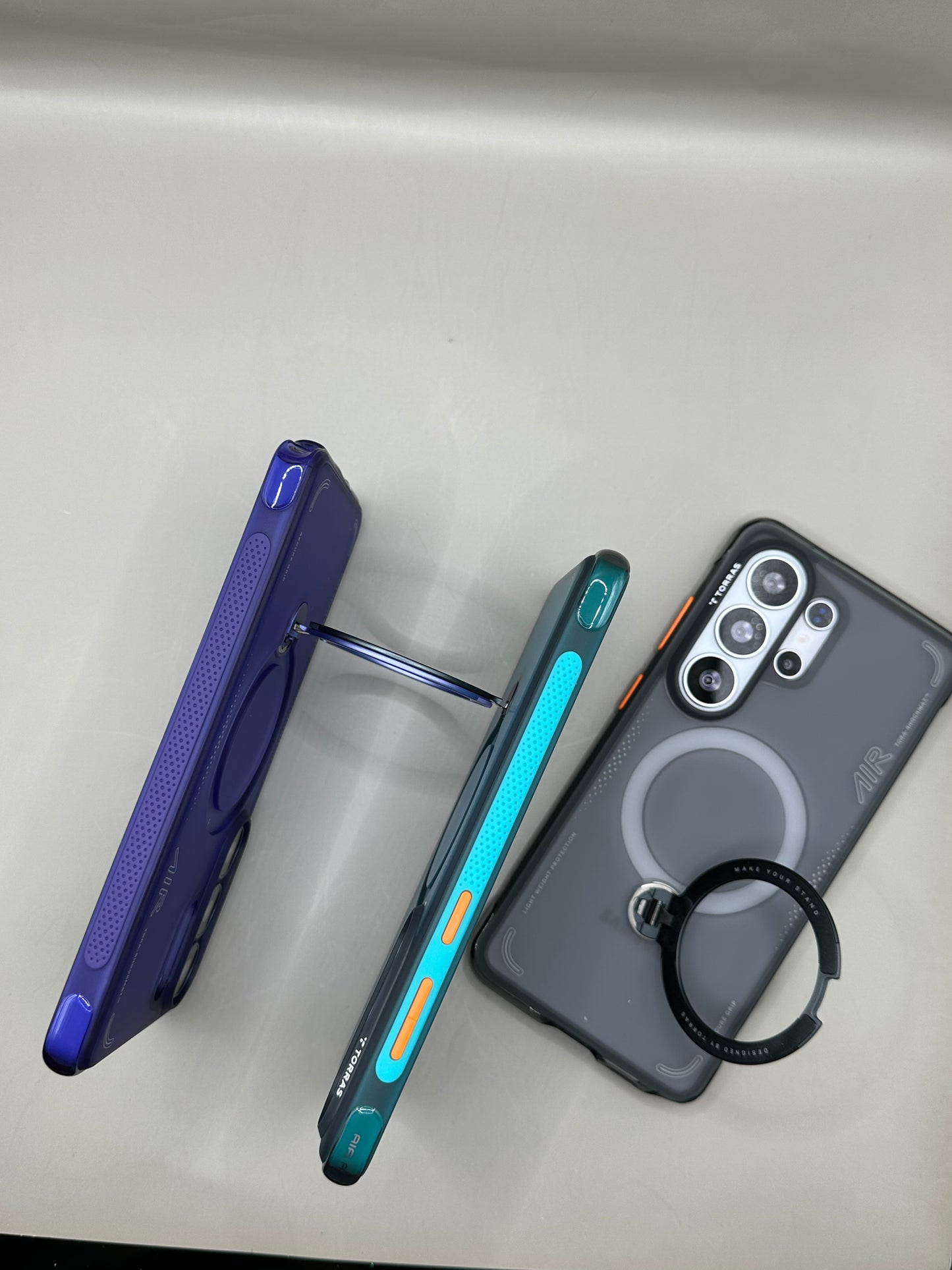 Torras Q3 Air Case S26 Ultra
