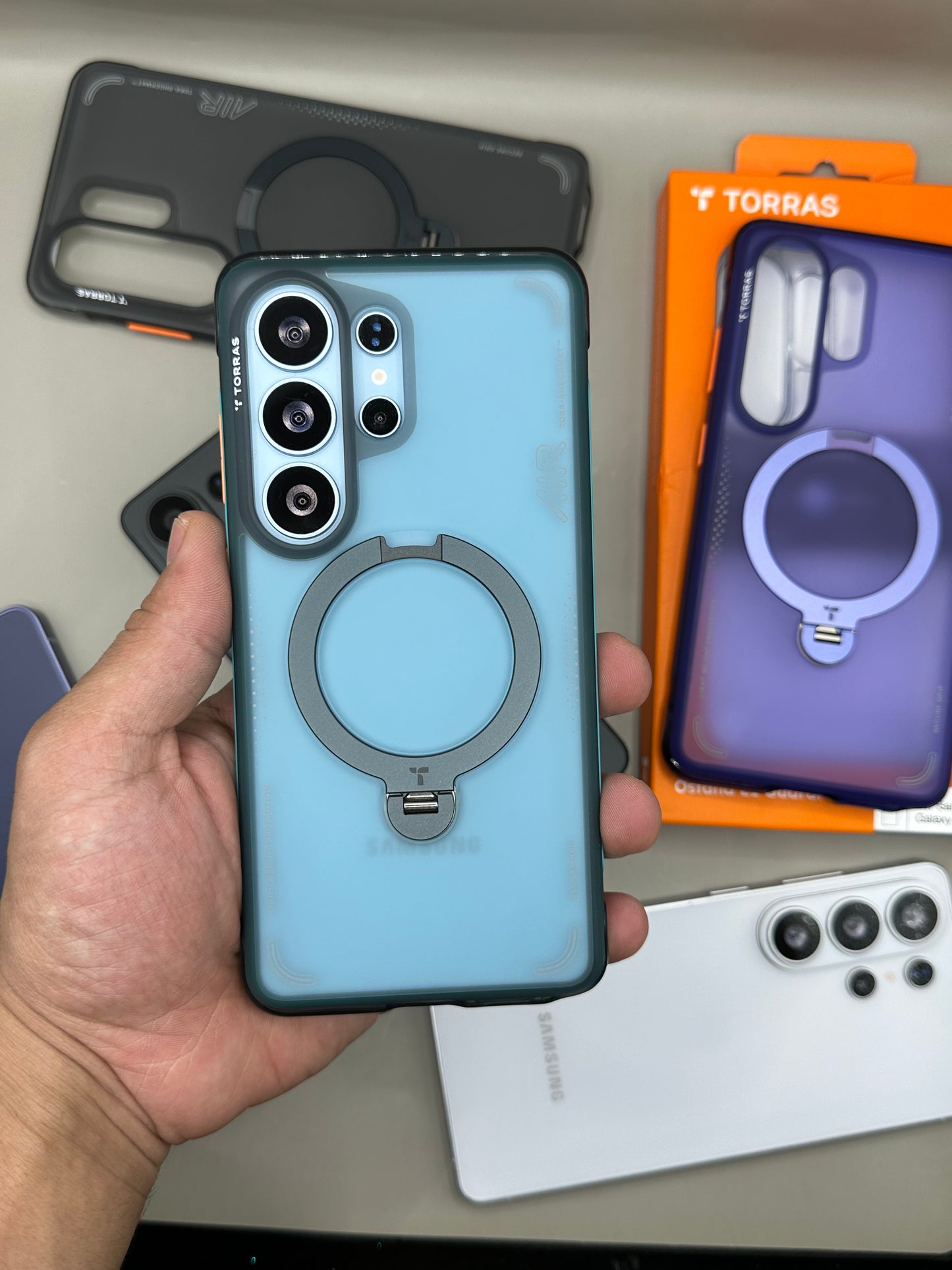 Torras Q3 Air Case S26 Ultra